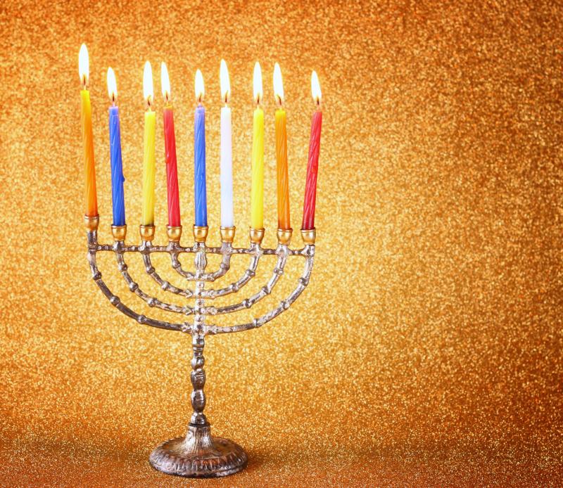 סדנת הפקת שמן זית והכנת חנוכיות לכל המשפחה סדנת הפקת שמן זית והכנת חנוכיות לכל המשפחה